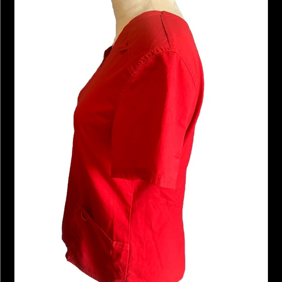 Land Prof Scrub Top Red Soft Stretch Wrinkle and Fade Resistant Small - Picture 6 of 6